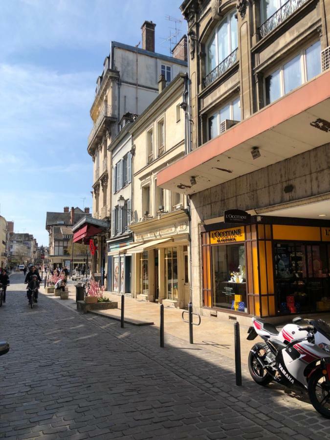 Le Zola Hyper Centre Classe Apartment Troyes